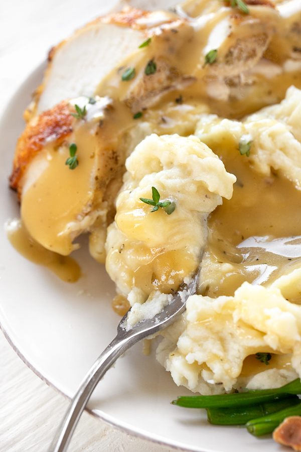 Gravy Recipe | thecozyapron.com