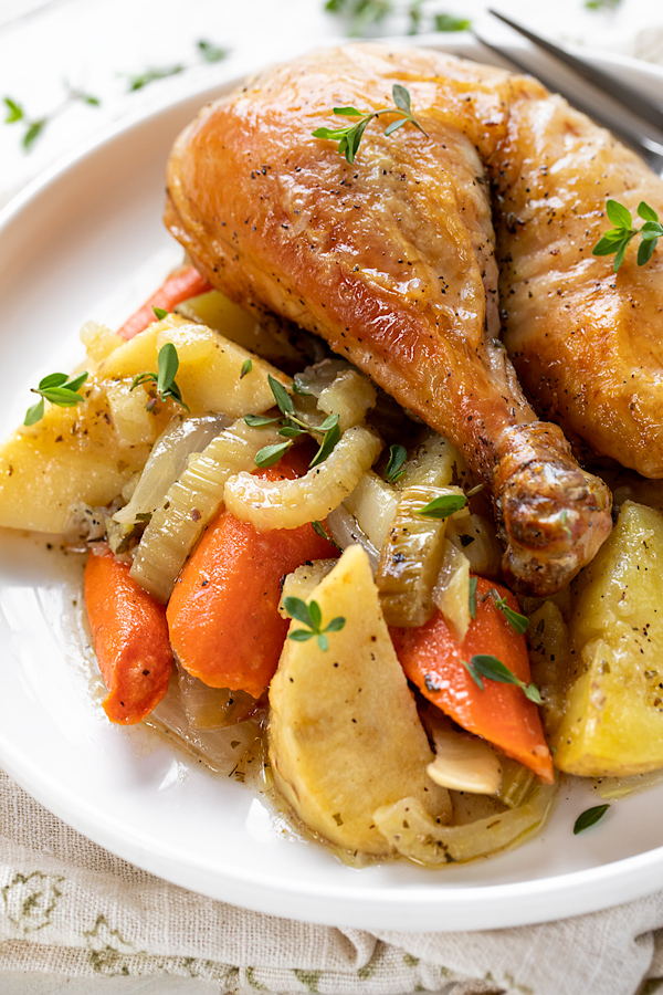 Chicken Pot Roast | thecozyapron.com