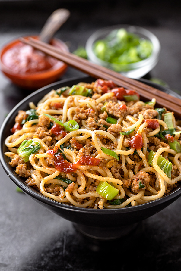 Spicy Pork with Noodles | thecozyapron.com