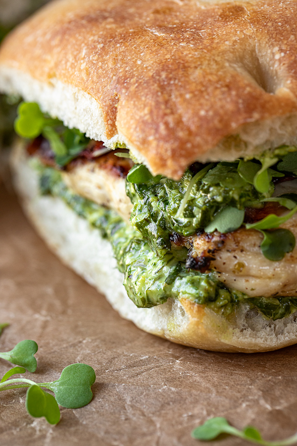 Grilled Chicken Sandwich with Pesto | thecozyapron.com