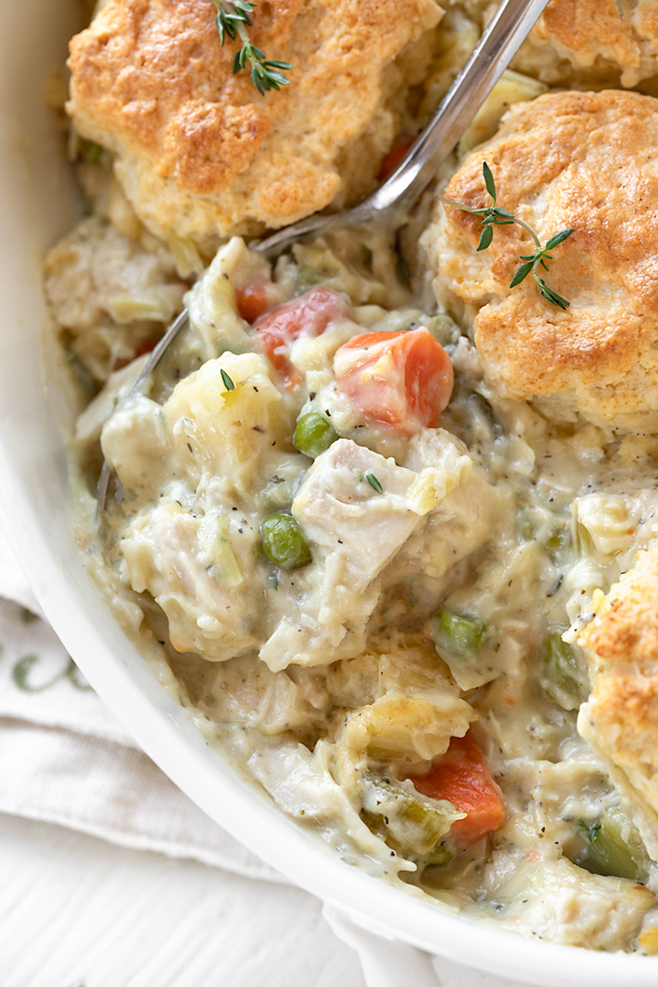 Rich Filling for Chicken Pot Pie with Biscuits | thecozyapron.com