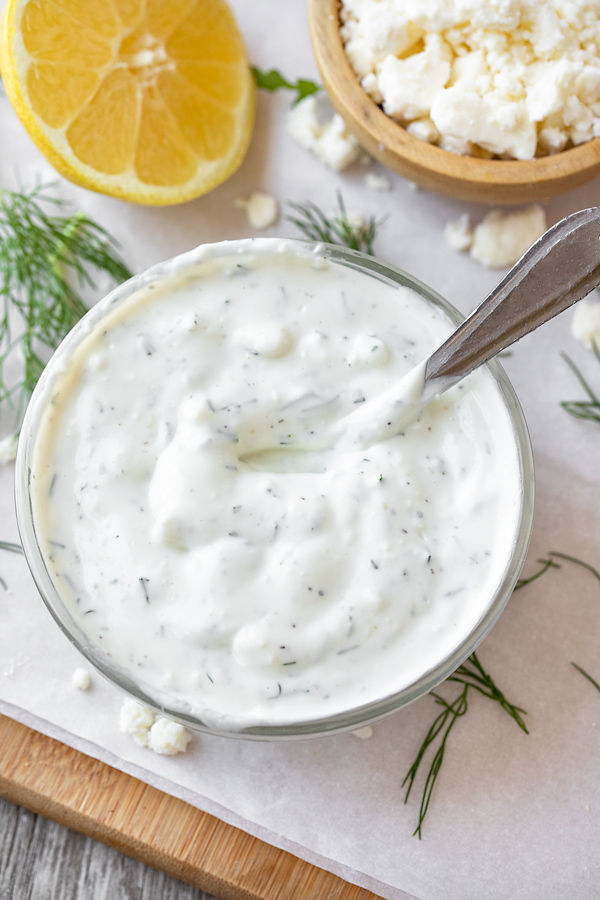 Creamy Lemon-Dill Sauce for Mediterranean Salmon Burgers | thecozyapron.com