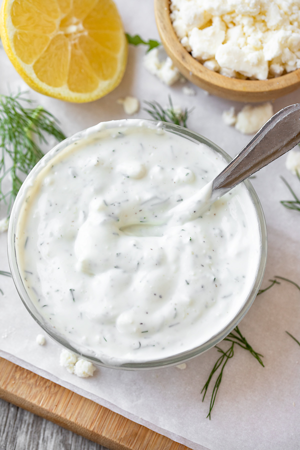 Salmon Burgers with Creamy Tartar Sauce