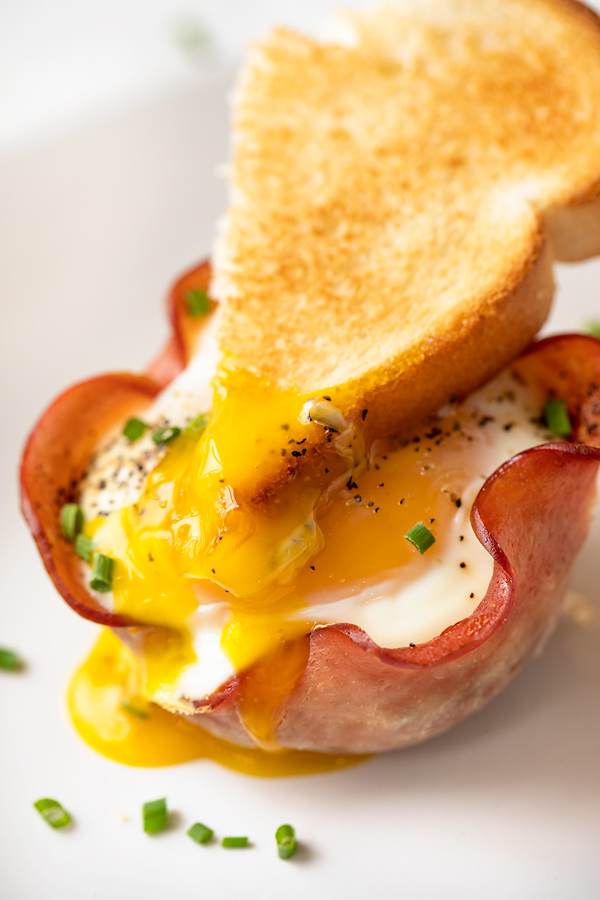 Baked Egg Cup with Runny Yolk and Toast | thecozyapron.com