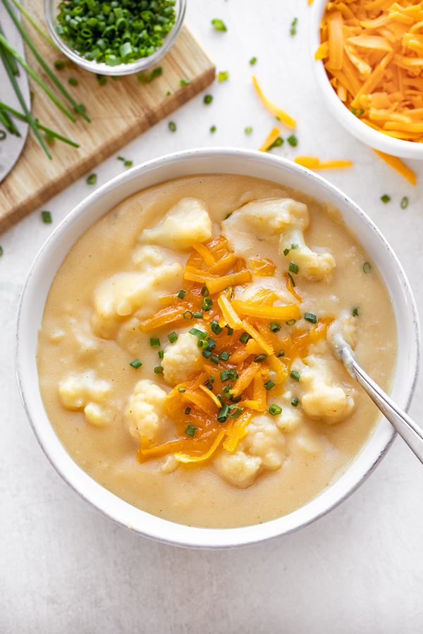 Cauliflower Cheese Soup | thecozyapron.com