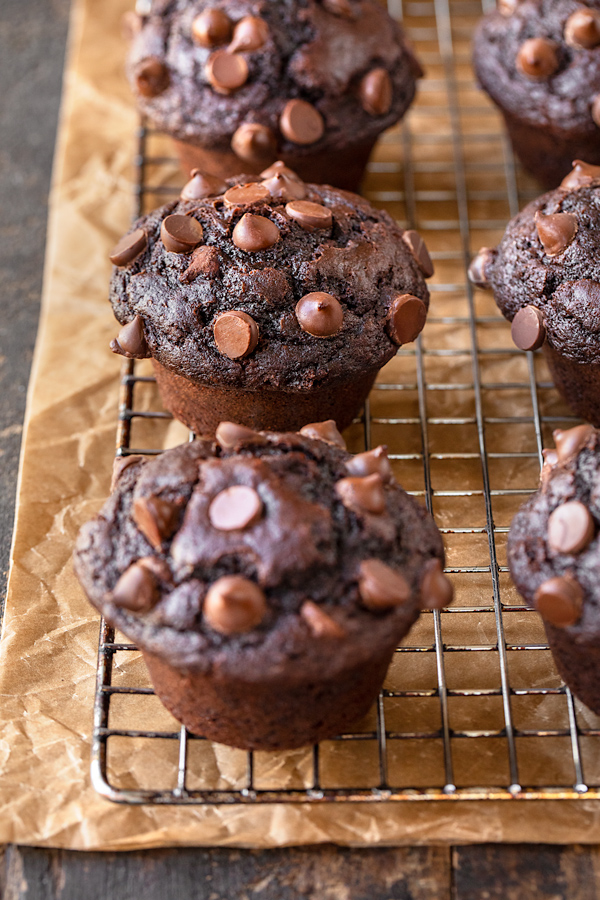 Double Chocolate Chip Muffins on Wire Rack | thecozyapron.com