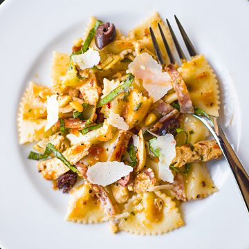 Zesty Italian Pasta Salad | thecozyapron.com