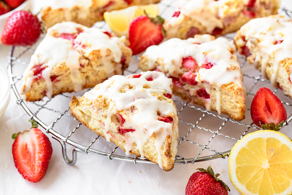 Strawberry Lemonade Scones