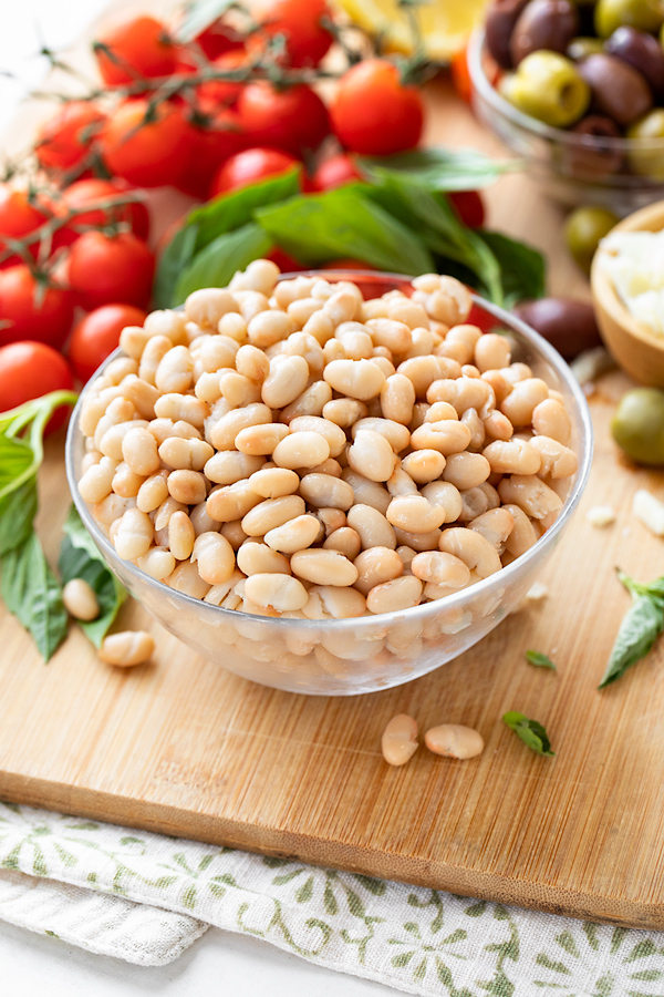 Ingredients for White Bean Salad | thecozyapron.com
