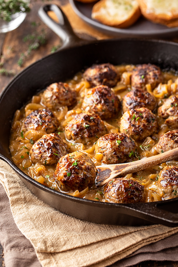 French Onion Meatballs Preparation | thecozyapron.com