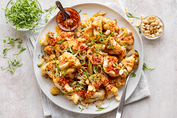 Chili Crisp Cauliflower | thecozyapron.com