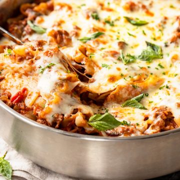 Skillet Lasagna | thecozyapron.com
