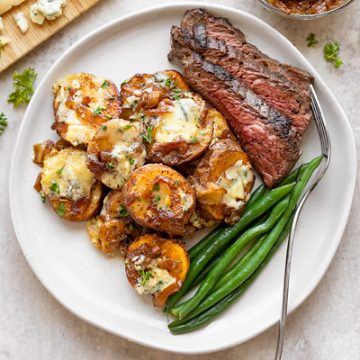 Stilton Roasted Potatoes with Steak| thecozyapron.com