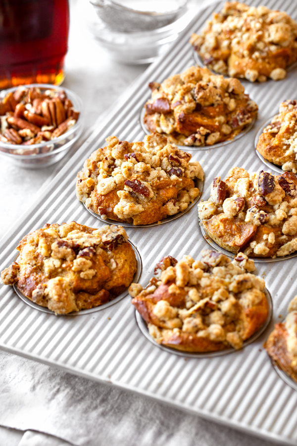 Pumpkin French Toast Muffins In a Muffin Tin | thecozyapron.com