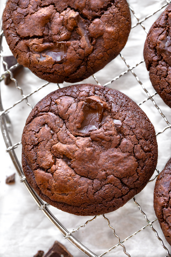 Brownie Cookies | thecozyapron.com