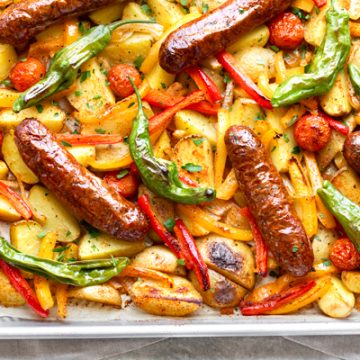 Sheet Pan Sausage and Veggies | thecozyapron.com