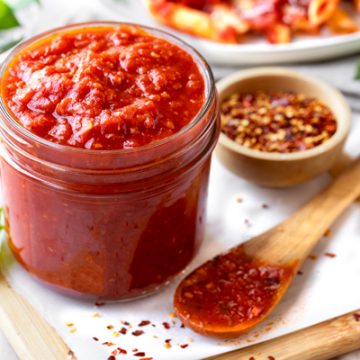 Arrabbiata Sauce | thecozyapron.com
