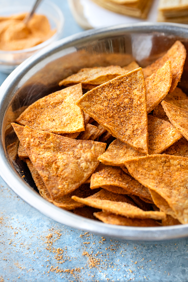 Homemade Chili Cheese Tortilla Chips | thecozyapron.com