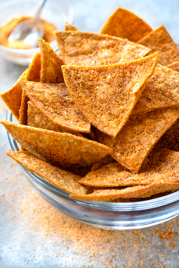 Homemade Chili Cheese Tortilla Chips | thecozyapron.com