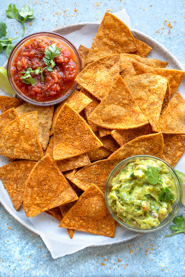 Homemade Chili Cheese Tortilla Chips | thecozyapron.com