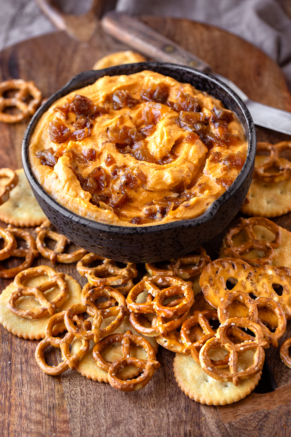 Pub Cheese with Caramelized Onions | thecozyapron.com