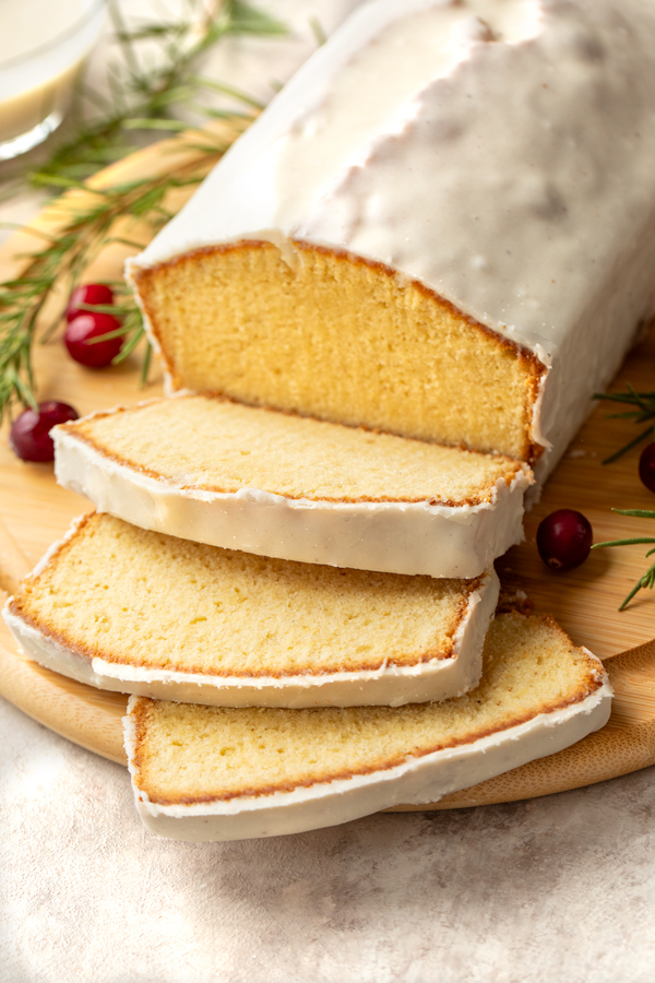 Sliced Eggnog Pound Cake | thecozyapron.com