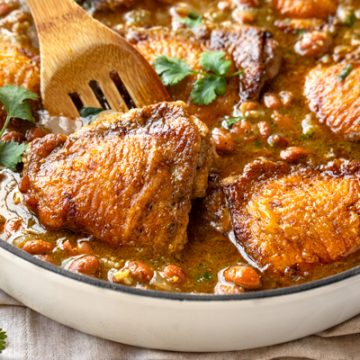 Salsa Verde Chicken with Beans | thecozyapron.com