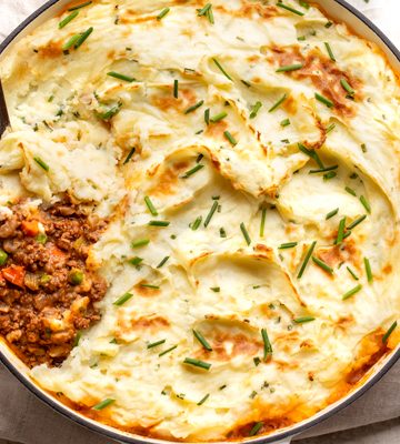 Cottage Pie | thecozyapron.com
