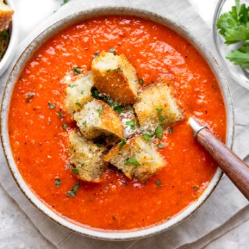 Roasted Red Pepper and Tomato Soup | thecozyapron.com