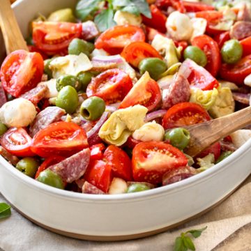 Antipasto Salad | thecozyapron.com