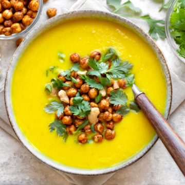 Golden Soup | thecozyapron.com