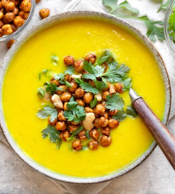Golden Soup | thecozyapron.com
