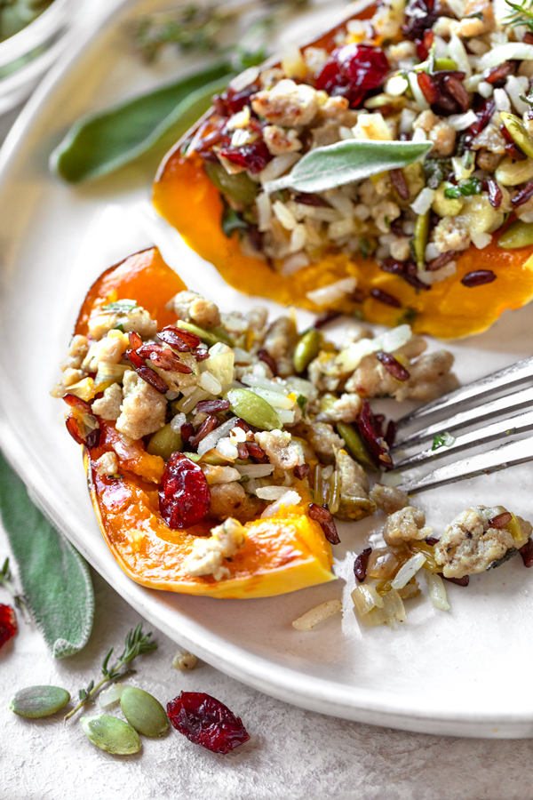 A serving of Stuffed Delicata Squash | thecozyapron.com