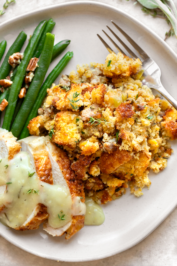 Cornbread Stuffing on a Holiday Plate | thecozyapron.com