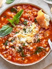 Tomato and White Bean Soup | thecozyapron.com