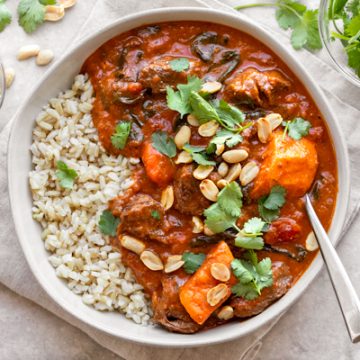 African Peanut Stew | thecozyapron.com