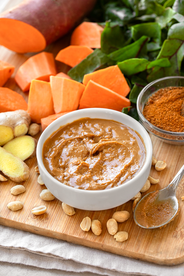 Key ingredients for African Peanut Stew | thecozyapron.com