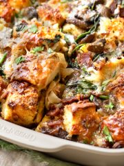 Breakfast Strata | thecozyapron.com