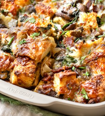 Breakfast Strata | thecozyapron.com