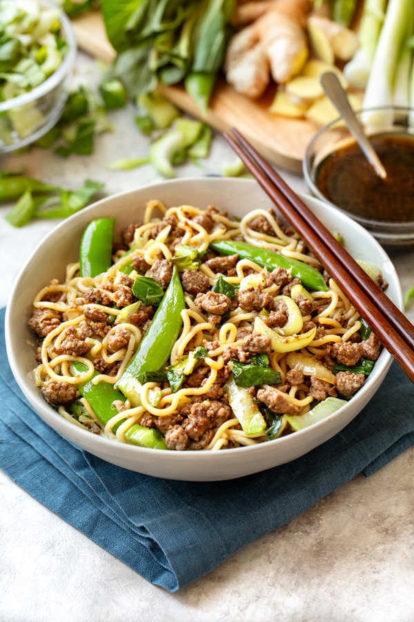 A bowl of Beef Ramen Noodles with Snap Peas | thecozyapron.com