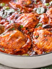 Chicken Puttanesca | thecozyapron.com